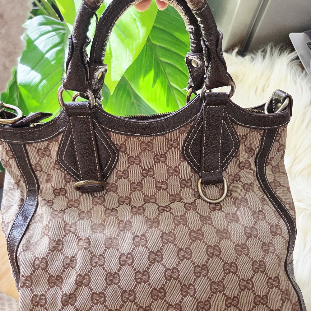 Used Vintage Gucci Brown Monogram Women's Bag - Picture 9 of 9